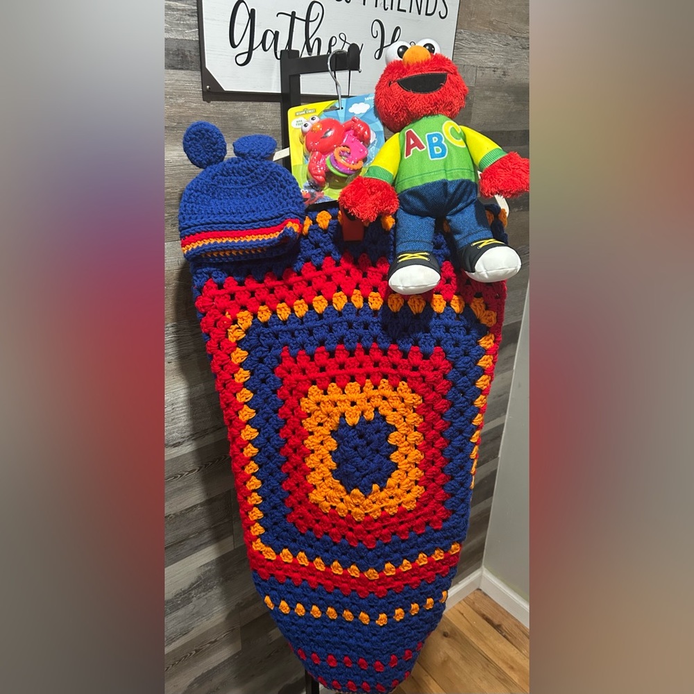New Crochet Blanket (40x40) , Hat, Plush Toy, Toy & Blue Pant Set 3-6m